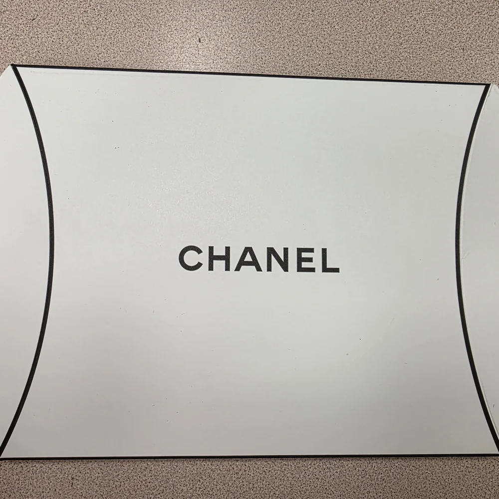 CHANEL Box - White and Black.